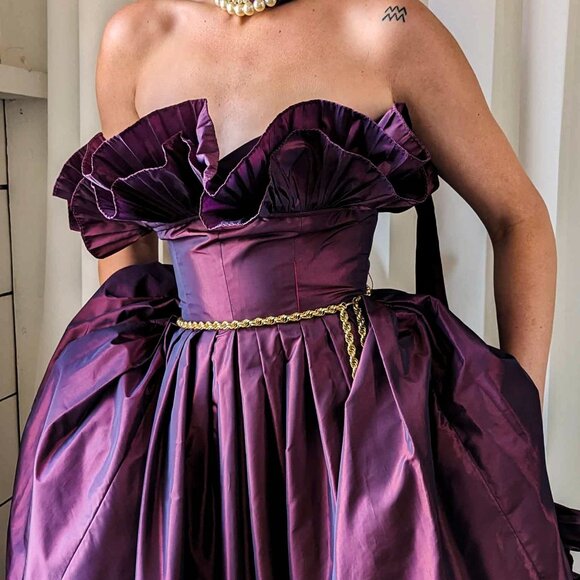 80s Victor Costa Sugarplum Gown | Modern size S |  PRICE FIRM!!! - Picture 4 of 5